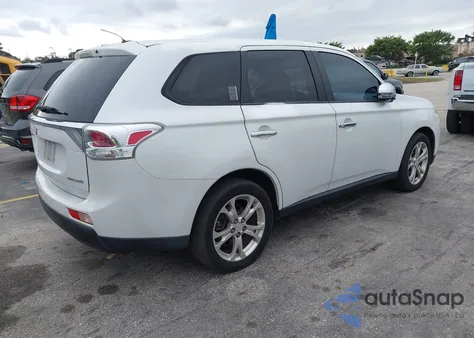 2014 Mitsubishi Outlander Se z USA, uszkodzony, nr VIN JA4AD3A32EZ004194